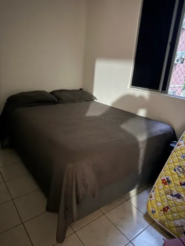 Cama de casal de molas 