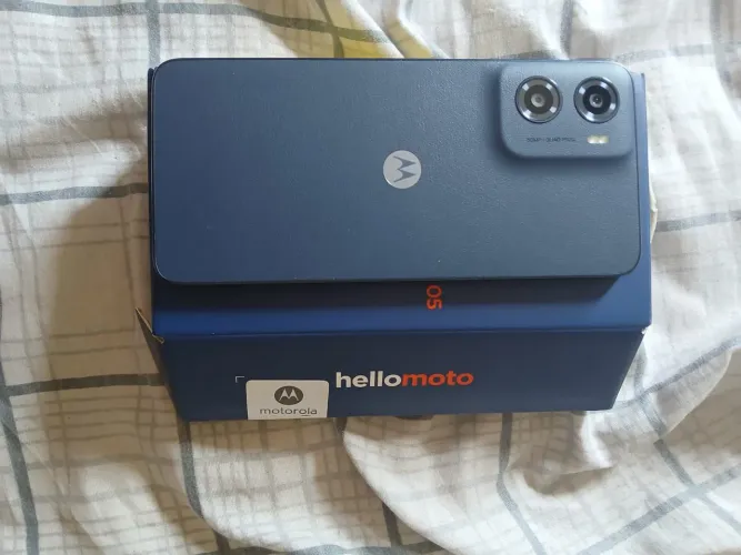 Cel Motorola G05, 4g - 256gb grafite, novo na caixa