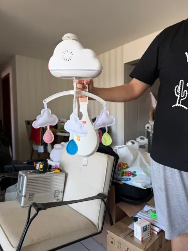 Mobile Fisher Price semi novo