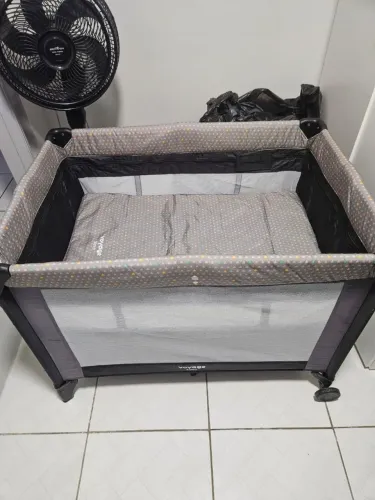 Berço portátil seminovo!