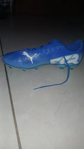 Chuteira puma tamanho 43, usada 1 vez esta a venda