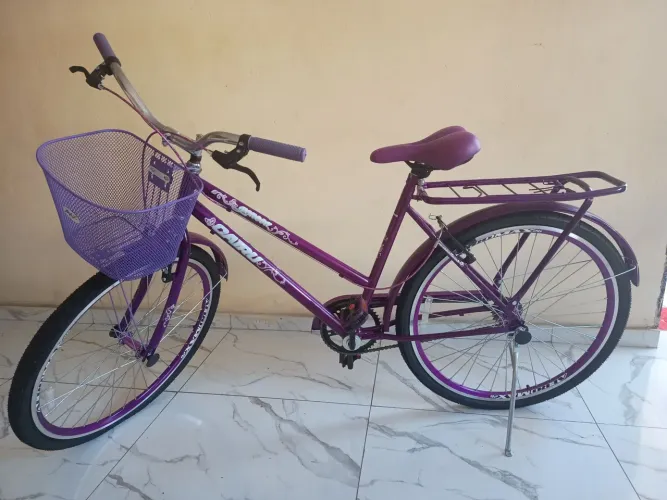 Bicicleta Feminina Aro26 c/cesta Cairu/Genova - Excelente estado/Usada uma vez apenas