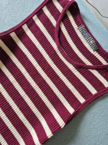 Vestido canelado tricot