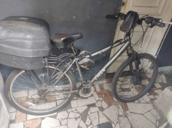 Bicicleta aro 29 com Baú