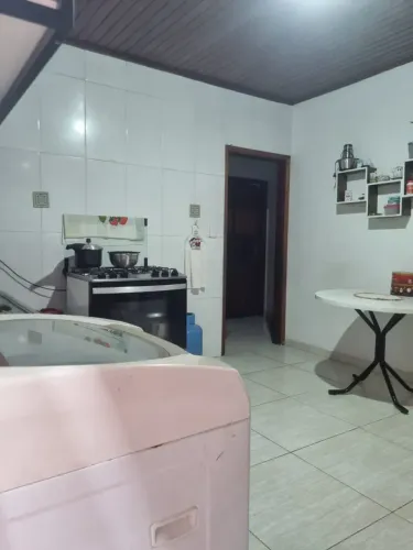 Casa de Esquina em Nova Esperança/ 03 Qts (Suite) 02 Vagas
