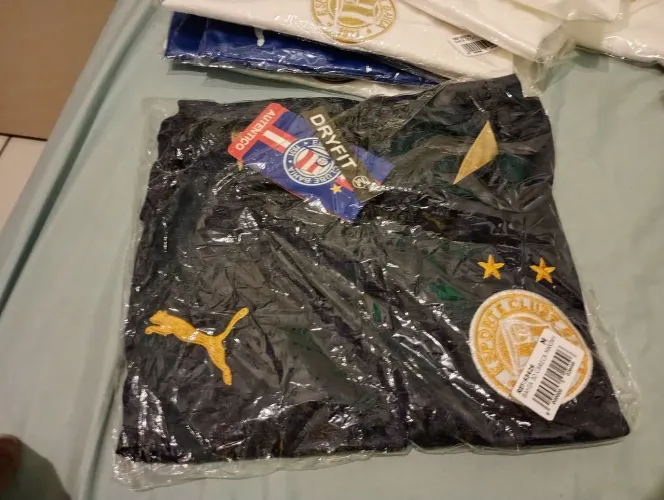 Vendo camisas Do Bahia e do vitória 3D. E do Bahia Baby look.