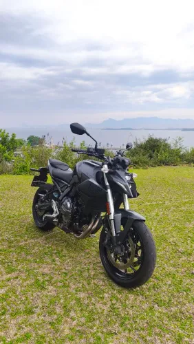SUZUKI GSX 8S