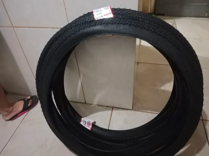 Pneu kenda aptor novo. Aro 29