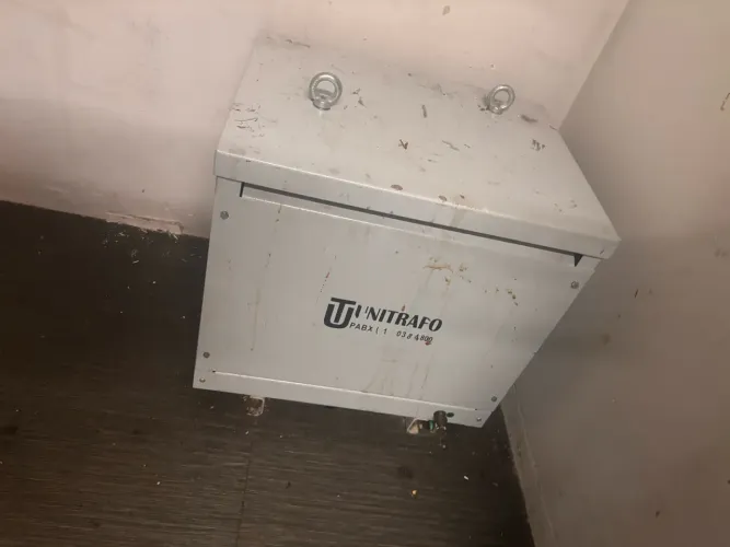 TRANSFORMADOR TRIFÁSICO A SECO UNITRAFO - 65 kVA