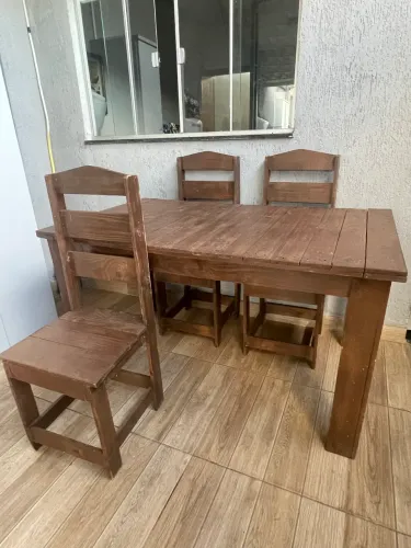 VENDO MESA 6 CADEIRAS RÚSTICA