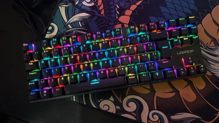 Teclado Mecânico Gamer Warrior Royal Cross RGB TKL ? switch azul 