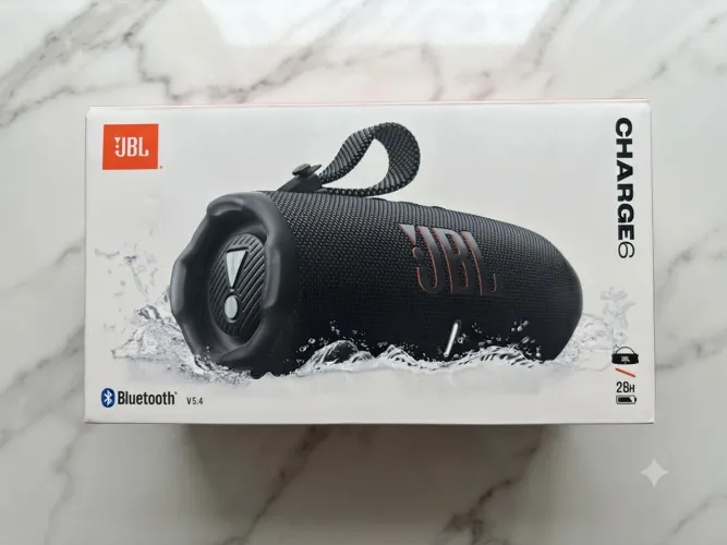 JBL Charge 6