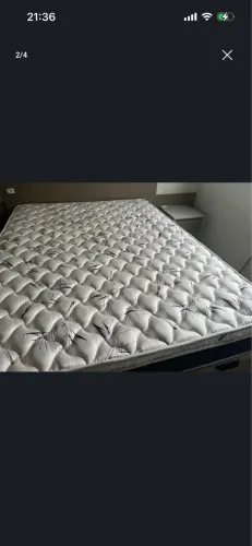 Cama Box Baú com com colchão de molas seminova.