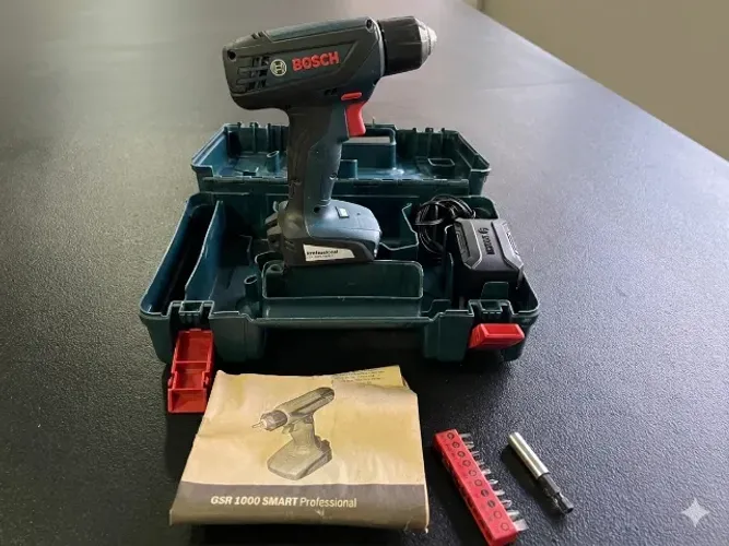 Parafusadeira Bosch GSR 1000 SMART 12V - Kit Completo com Maleta