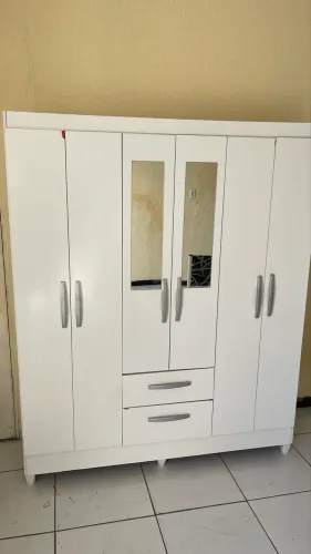Guarda roupa casal seminovo 600$