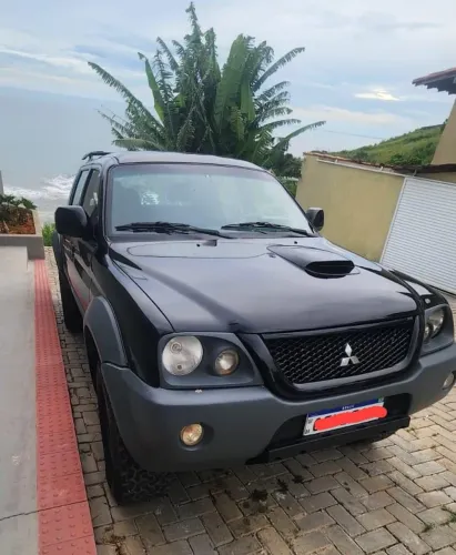Mitsubishi L200 Outdoor HPE 2.5 4X4 CD T.dies. Mec. 2012