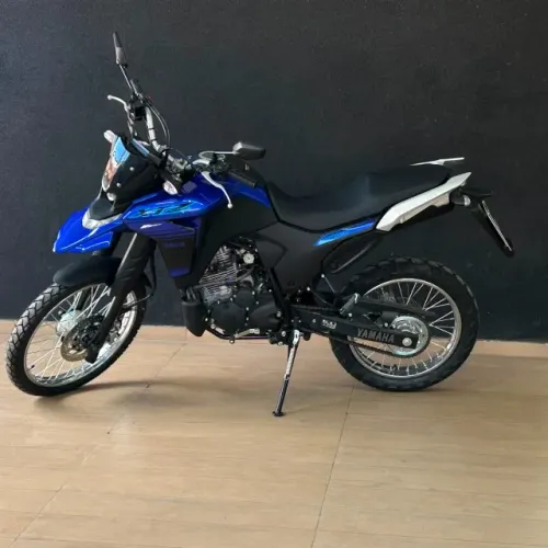 Yamaha XTZ 2026 250 Lander Connected