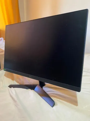 Monitor Ultragear 24pol