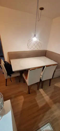 Elegante mesa de jantar
