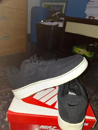 Air Force preto