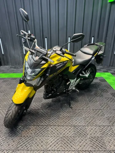 CB TWISTER 300
