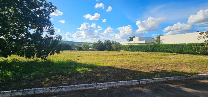 Vendo lote no Condomínio Aldeia dos sonhos em Hidrolândia 