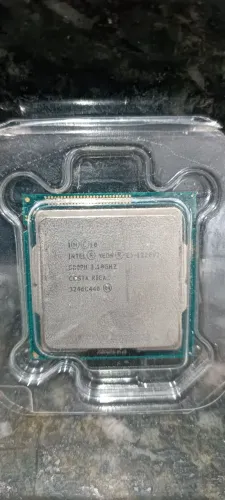 Processador Xeon E3-1220 V2 (Acompanha cooler)