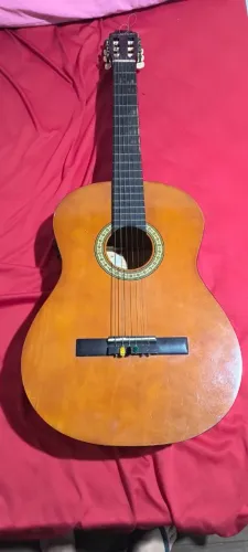 Violão Eletroacústico Clássico - Perfeito para Estudo e Apresentações!