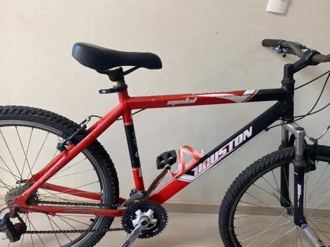 Vende-se Bicicleta Houston Aro 26