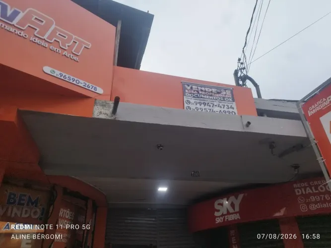 Vendo galeria com 6 lojas 1 kitnet e espaço bem amplo