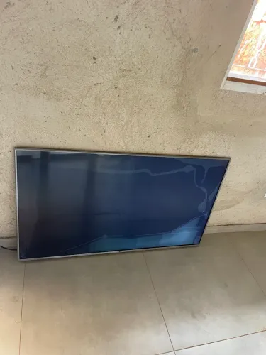 Tv lg para retirar peças 