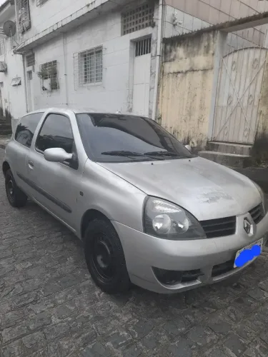 Renault Clio Hi-flex 1.0 16V 3P 2012