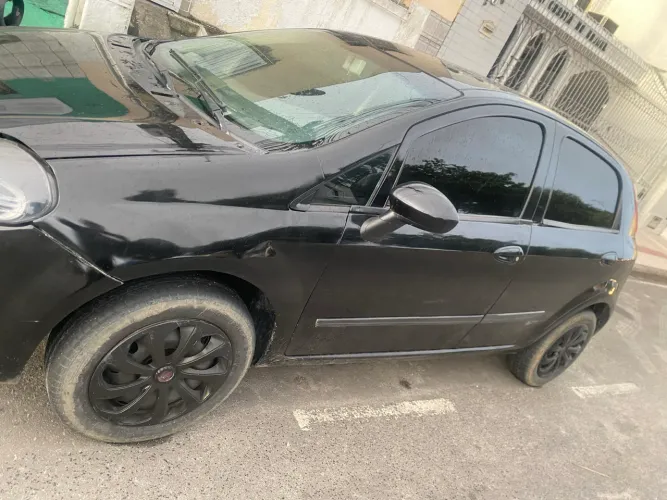 Fiat Punto ELX 1.4 Fire Flex 8V 5P 2010