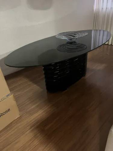 Mesa de jantar.