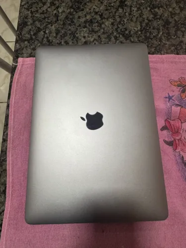 Apple Macbook Air (13 polegadas, 2020, Chip M1, 256 GB de SSD) - Cinza-espacial