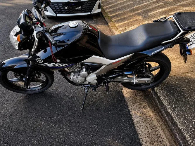 Fazer 250