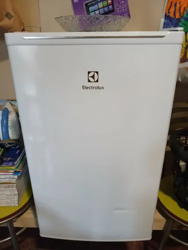 Frigobar Electrolux