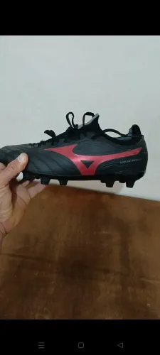 Chuteira Mizuno Regente tamanho 40 R$180,00