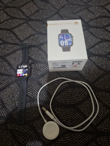 HUAWEI WATCH FIT 4