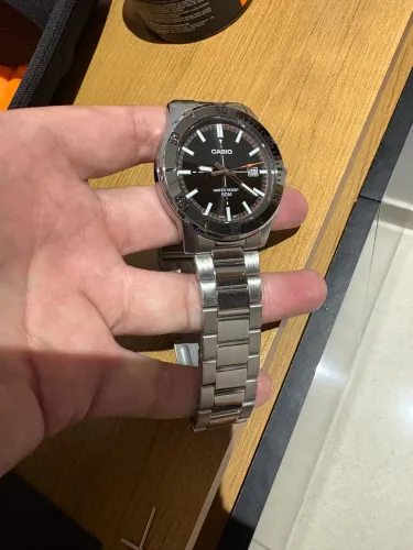 Relógio Casio MTP-VD01D 43mm