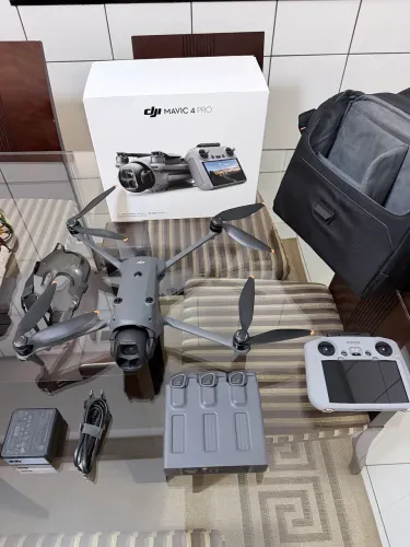DRONE DJI MAVIC 4 PRO COMBO - IMPECÁVEL