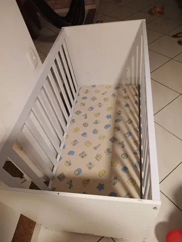 Berço com colchão