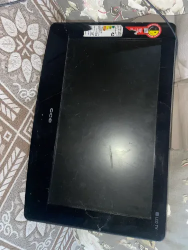 Monitor / TV CCE 18.5" Widescreen (Modelo TL19D)