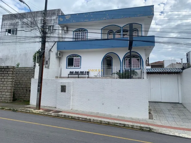 Casa 2 Pavimentos à Venda Em São Jose Sc