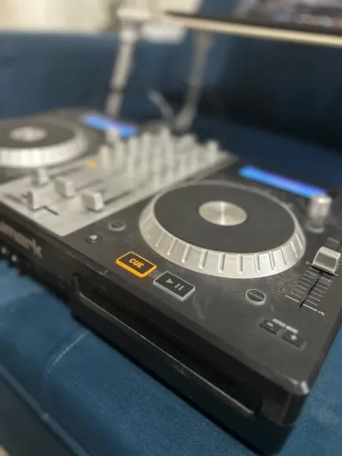 Controladora Numark Mixdeck Express