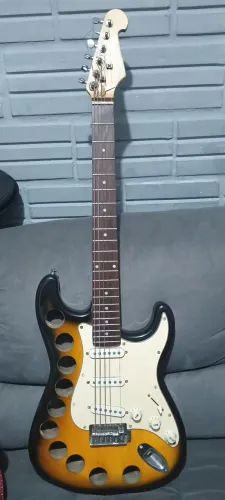 Guitarra  shelter 