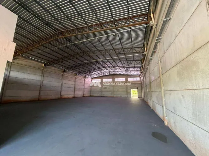 Barracão, 735 m² - venda por R$ 3.600.000 ou aluguel por R$ 21.595/mês - Centro Empresaria