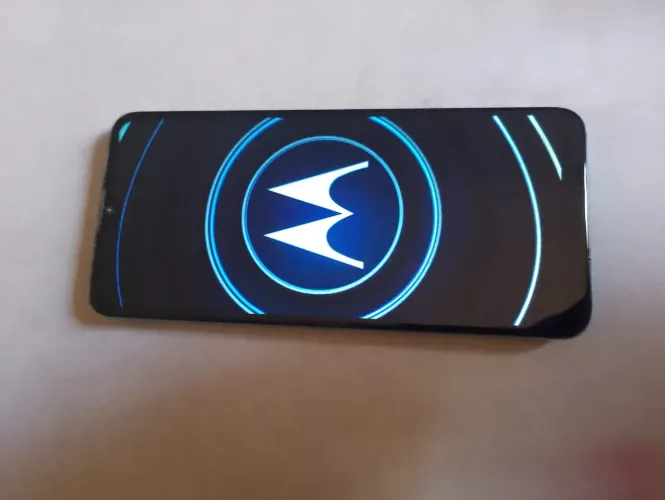 Moto e20