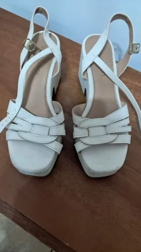 Sandalia