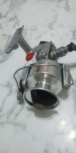Molinete Daiwa 7000 C/ Acessorios
